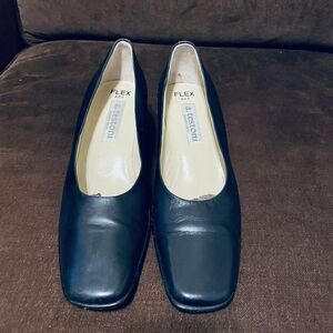 a.Testoni womens indigo pump 3" 38.5 EUR sz 8.5 US not black